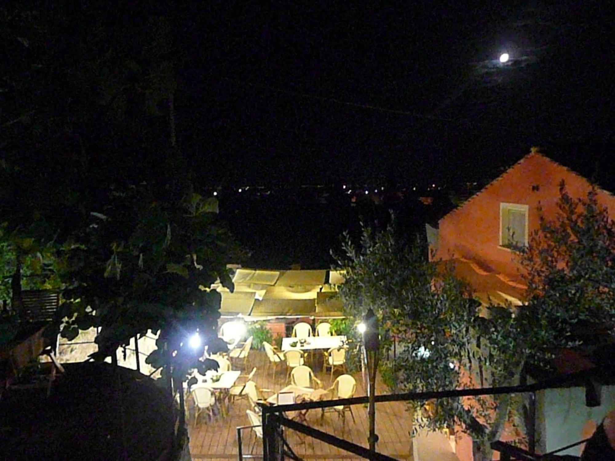 Gasthaus Giu Al Mulino Pontecagnano Faiano Exterior foto